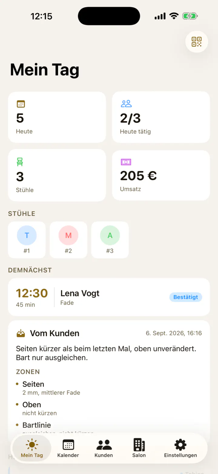 Die App für Barbiere: der Tagesplan, der nächste Termin und darunter die vom Kunden übergebene Karte.